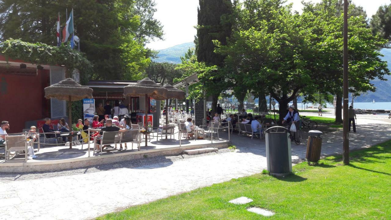 Garda Blu Apartment Riva del Garda Exterior foto