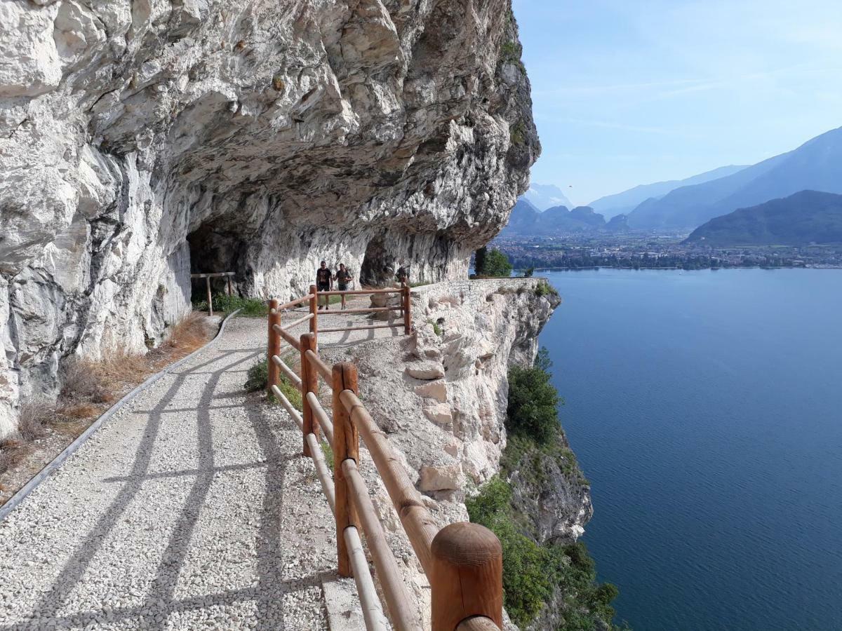 Garda Blu Apartment Riva del Garda Exterior foto