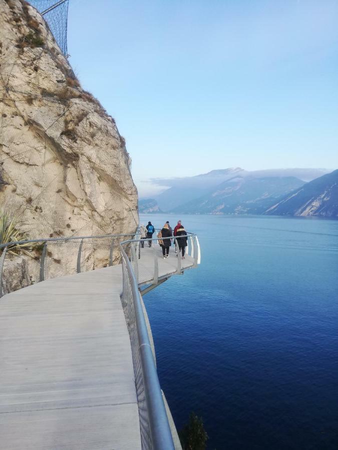Garda Blu Apartment Riva del Garda Exterior foto